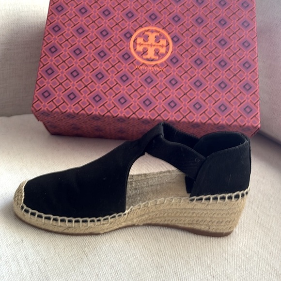 Tory Burch Perfect Black Espadrille Sandals. Size 8. New With All Packaging. - Picture 2 of 13